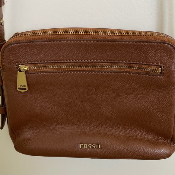 Fossil Handbags - Brown leather Fossil crossbody purse